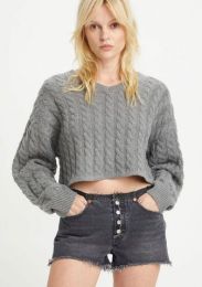 Lv Pullover Rae Cropped Sweater